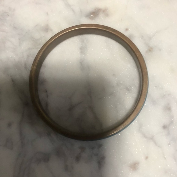 Vtg Shimmery Blue Resin & Brass Metal Bangle .4” Width 8” Inside - Picture 6 of 6